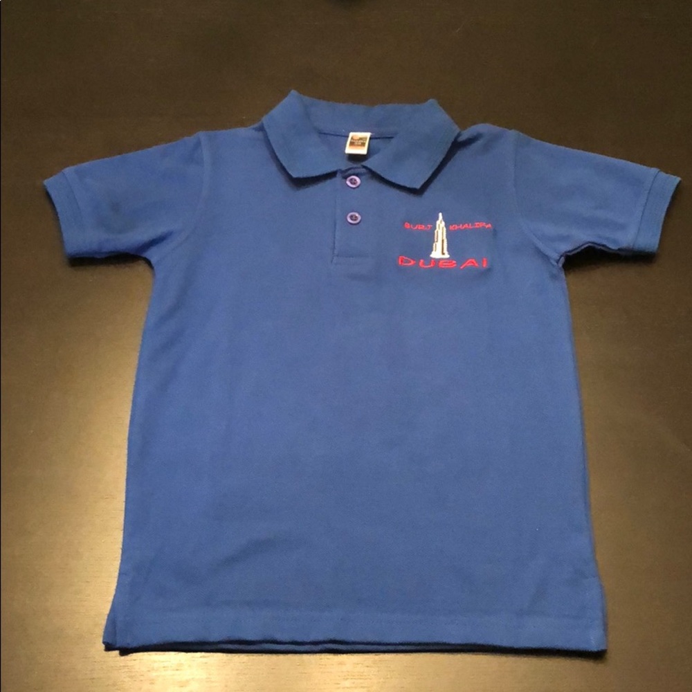 Sandhu polo T-shirt.
